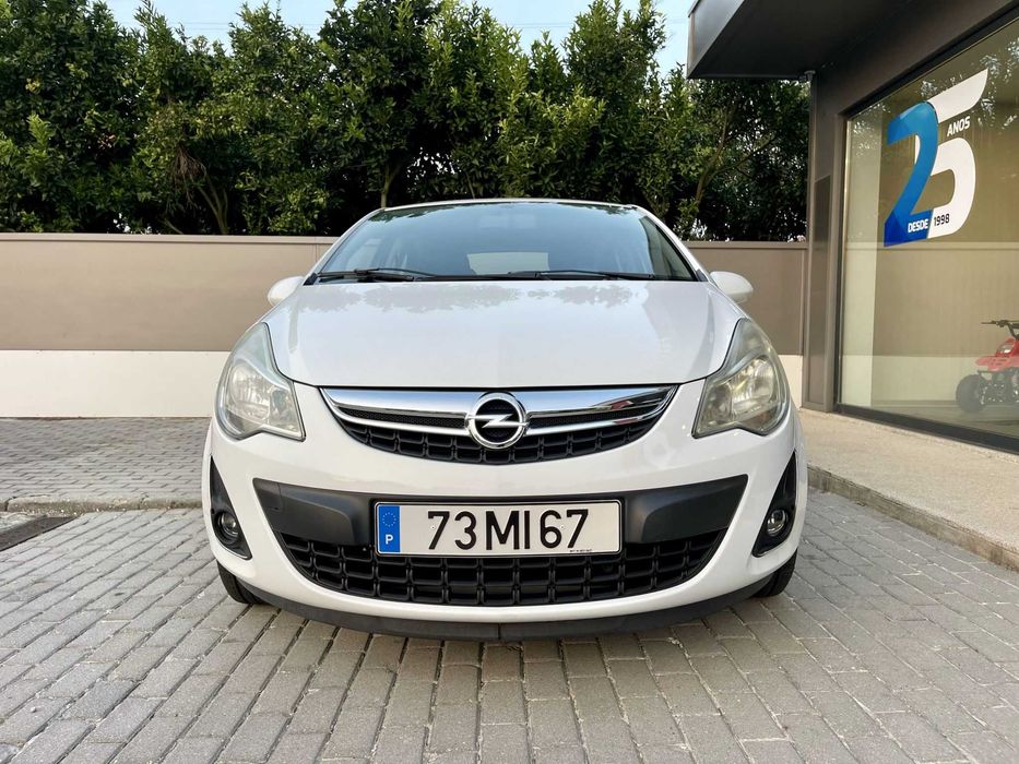 Opel Corsa 1.2 Enjoy