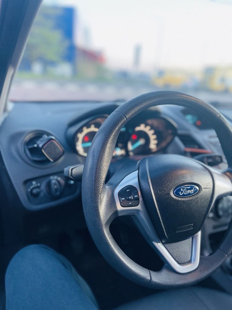 Продам автомобиль Ford Fiesta