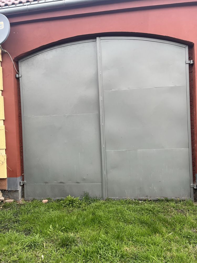 Stalowe bramy drzwi garażowe/ do stodoły