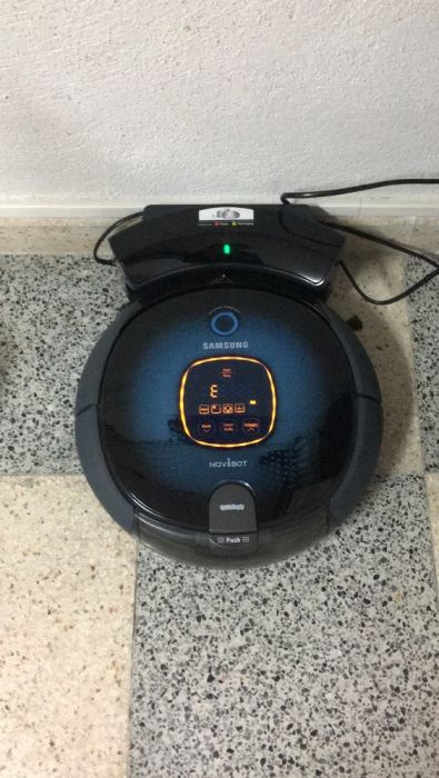 Aspirador Samsung Navibot SR8855