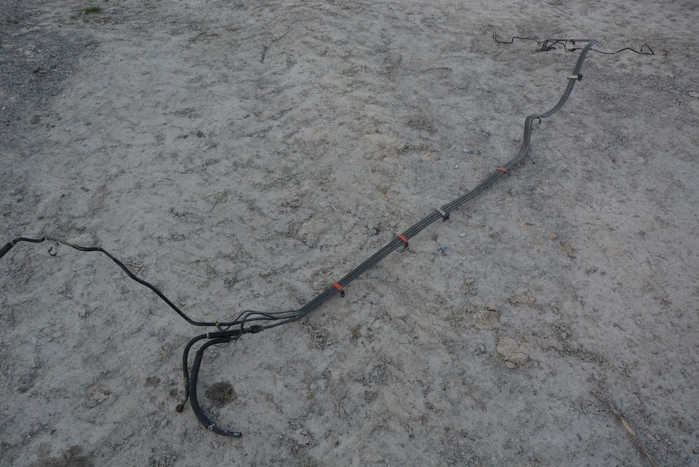 Toyota Supra MK3 7MGTE 7MGE przewody paliwowe hamulcowe przewód