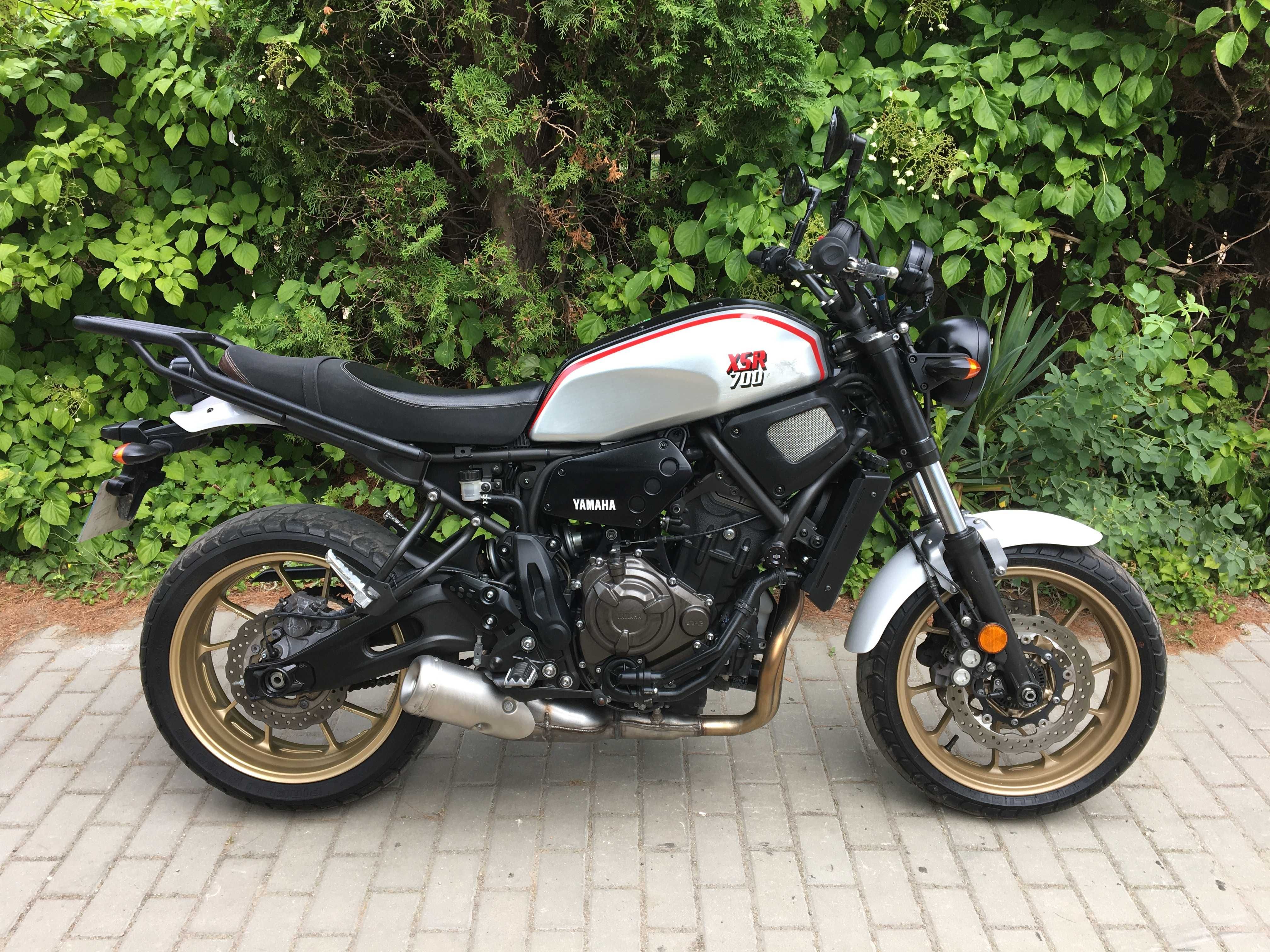 Yamaha XSR 700 Tribute  MT07  2020 Rok   RATY RATY