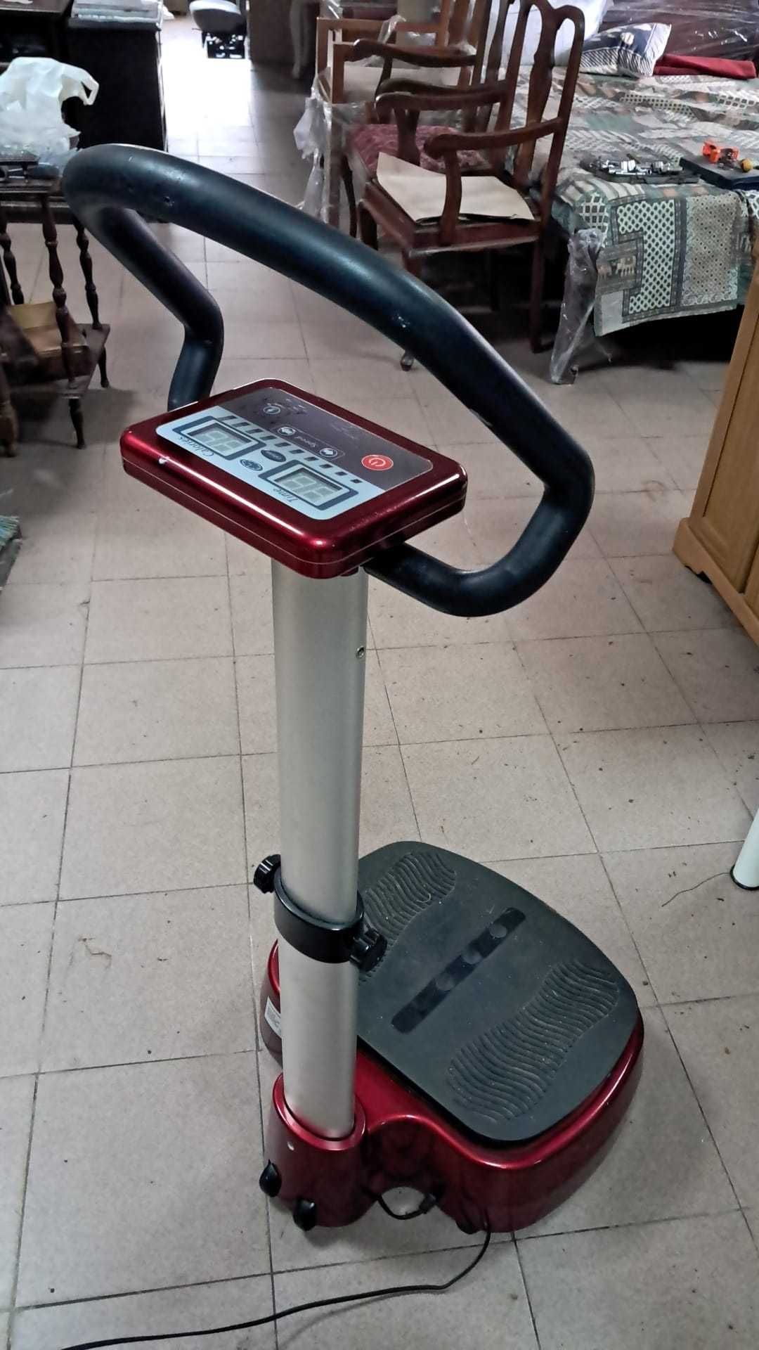 Máquina de vibromassagem oscilante newconfort