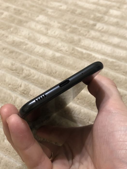 Телефон Samsung Galaxy A11 (гугл акаунт )