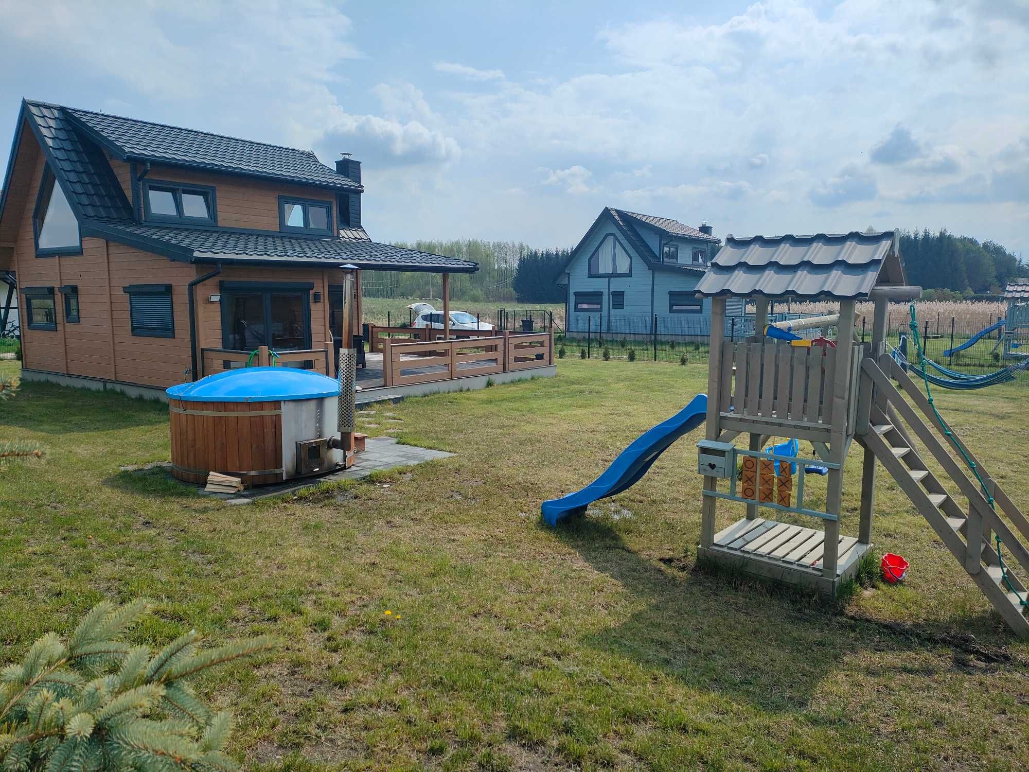 Domki nad jeziorem 8 osób na mazurach całoroczne