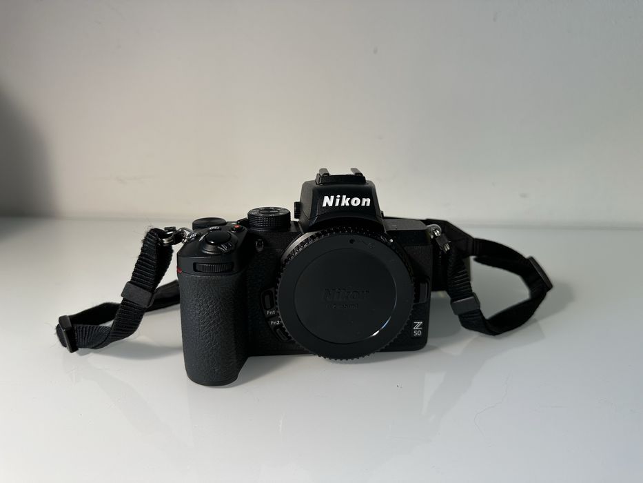 Sprzedam aparat Nikon Z50 z dwoma obiektywami