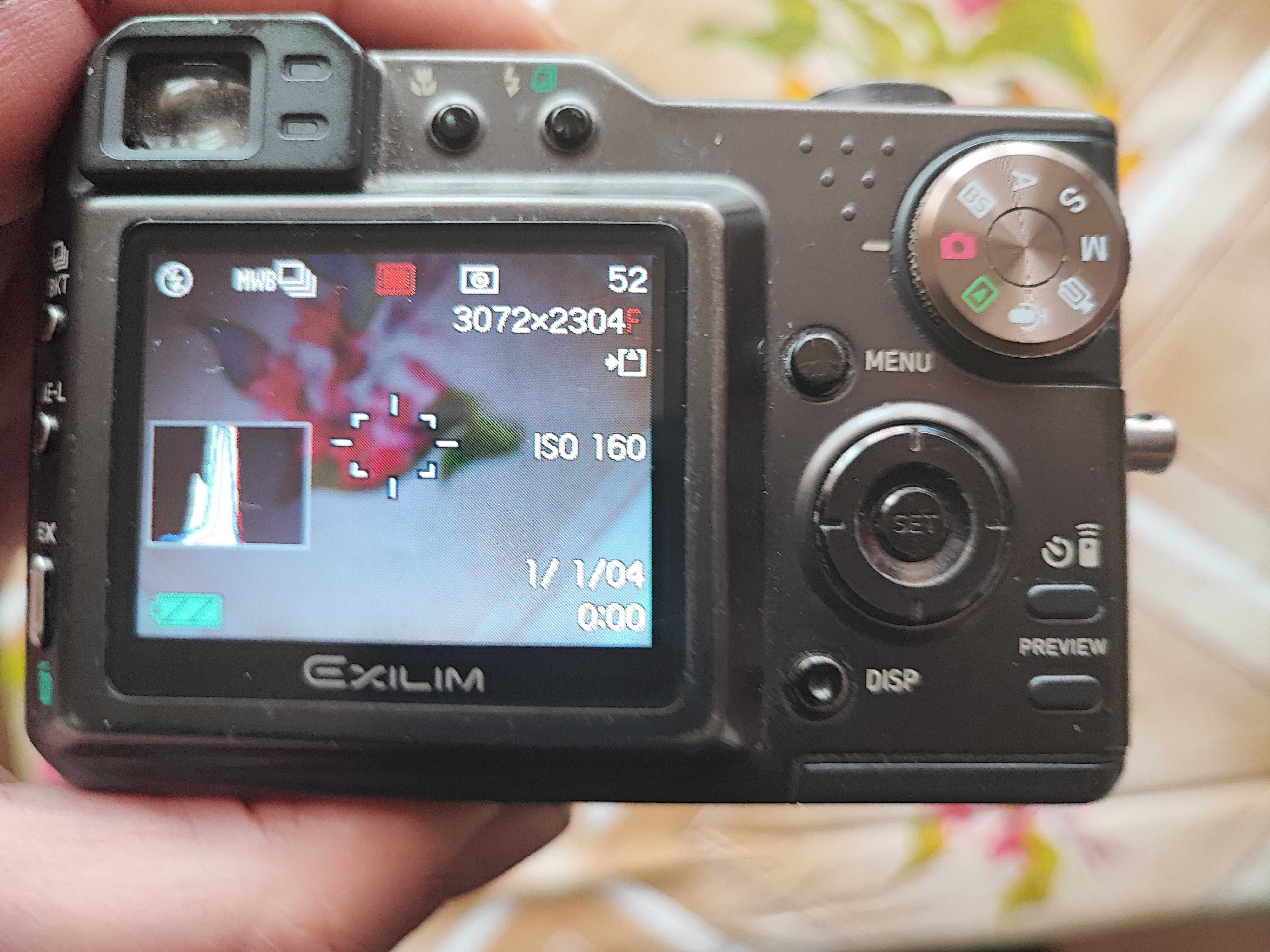 фотоапарат CASIO EXILIM  EX-P700 оригінал Японія