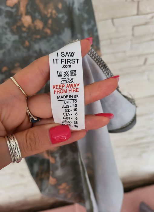 Sukienką I Saw It First