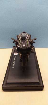 Фигурка мотоцикла Kawasaki H2R