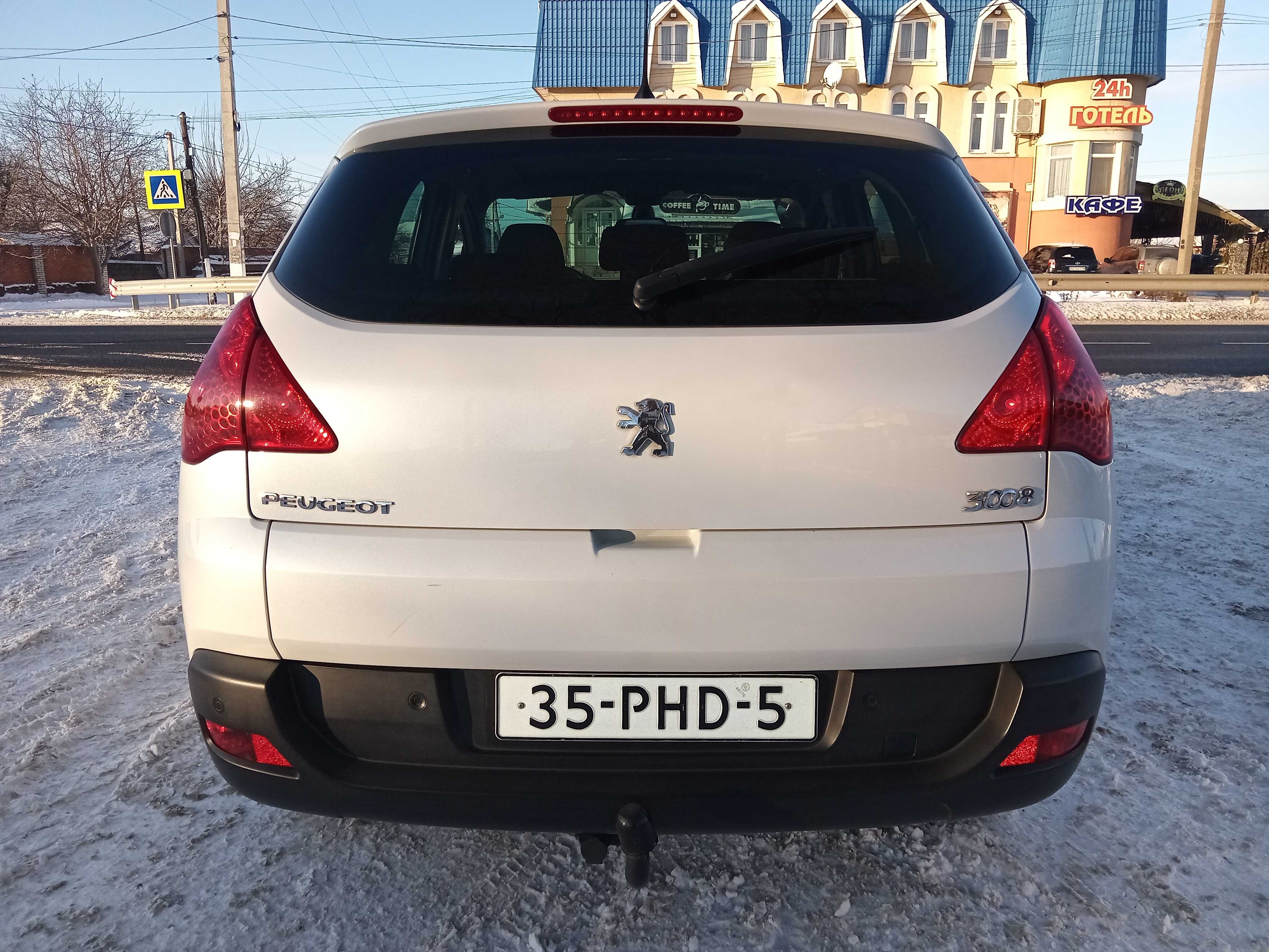 Peugeot 3008 2011 рік