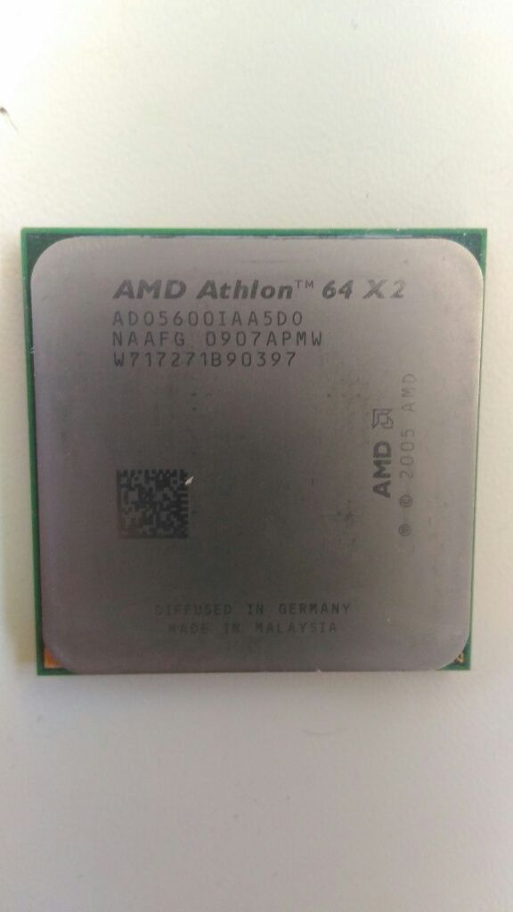 Кулер з процесором AMD Athlon 64 X2 4800+ - ADO4800IAA5DD
