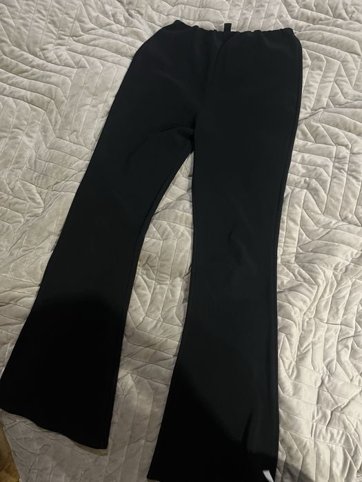 штани кльош, футболка, кофта