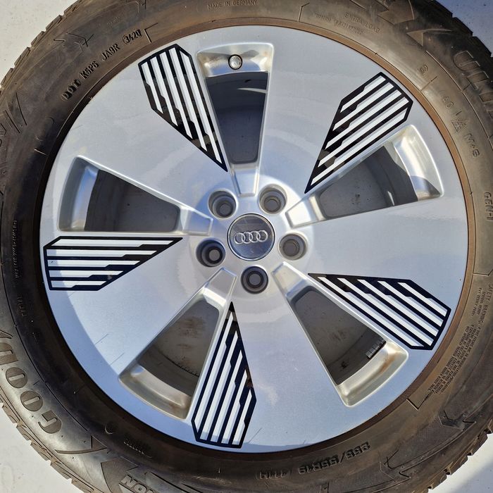 Audi Q7 E Tron 5x112 255/55R19 ET34