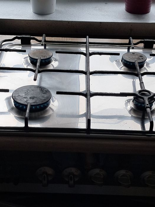 Kuchnia gazowo elektryczna do zabudowy