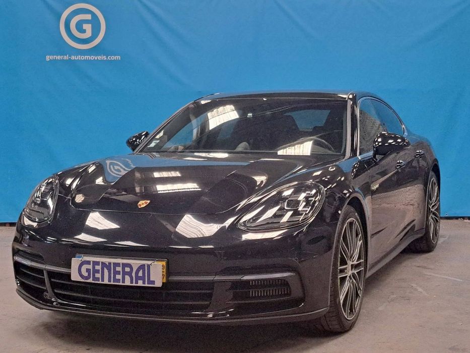 Porsche Panamera 4 E-Hybrid