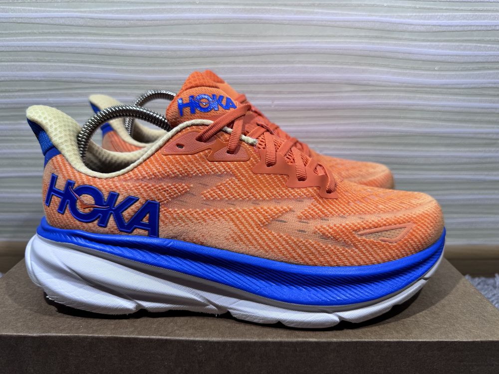 Кроссовки Hoka В Розмірах 42.5 і 48 One One Clifton 9 Original Взуття