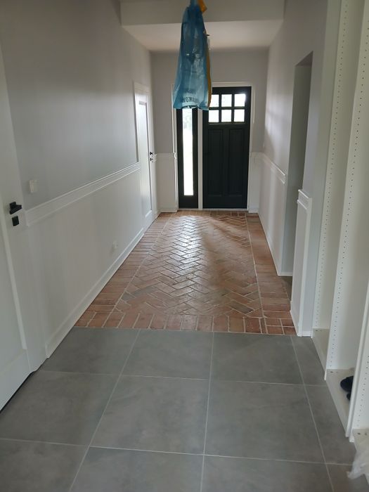 Podwieszane sufity,  szpachlowanie, malowanie, tapety