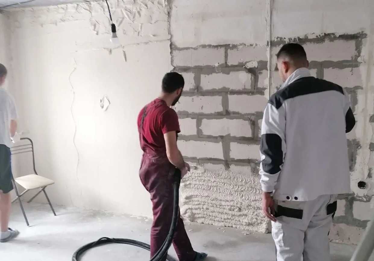 Машинна штукатурка стін/ машинная штукатурка стен. Стяжка підлоги/пола