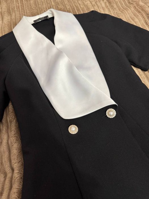 Продам жіночу сукню