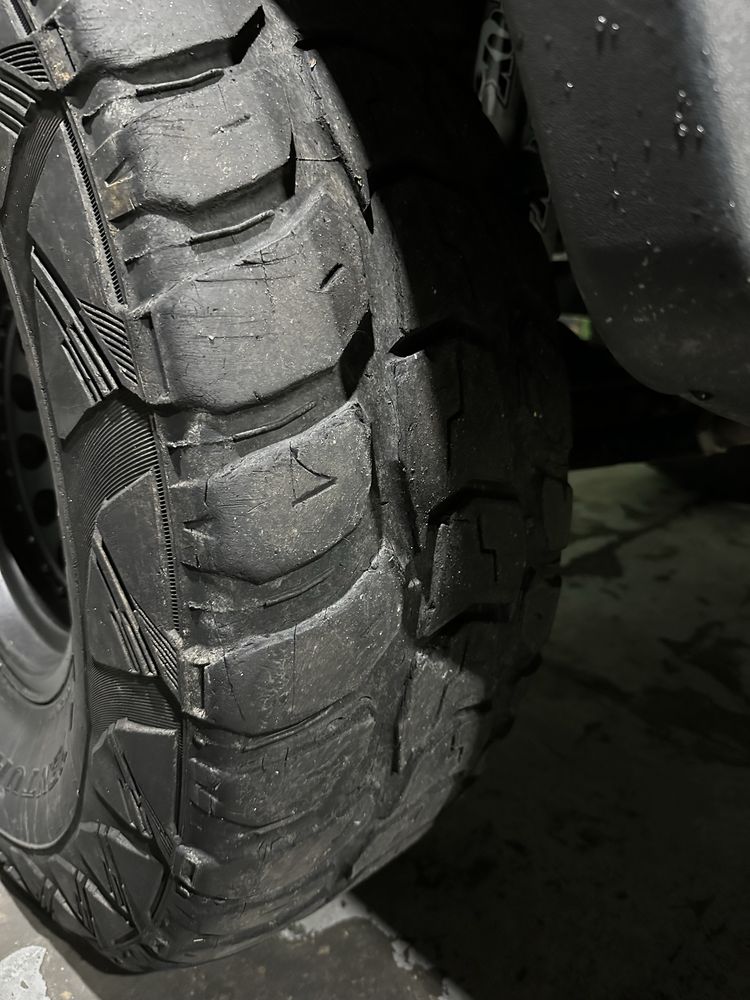 Pneus khumo 35 12,5 r15