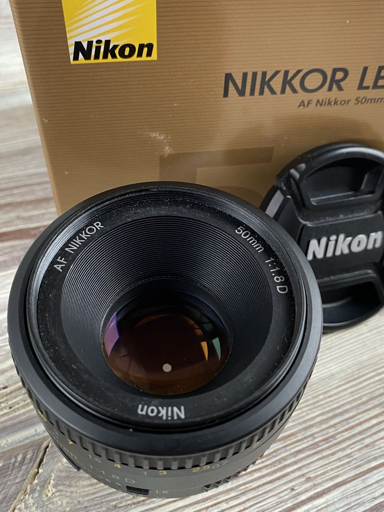 Nikon d7100/sigma 30mm f1.4/ nikkor 50mm f1.8