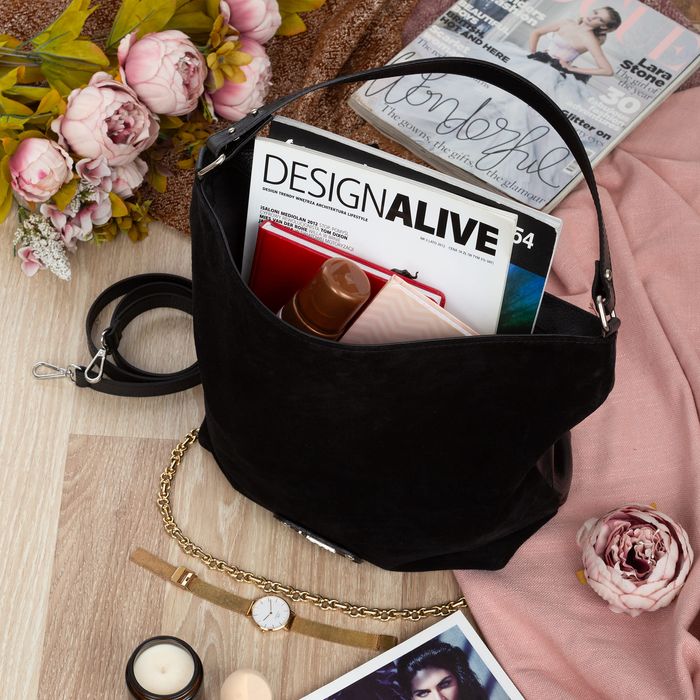 VEZZE torebka zamszowa worek z klapą i paskiem ramię V530 czarna