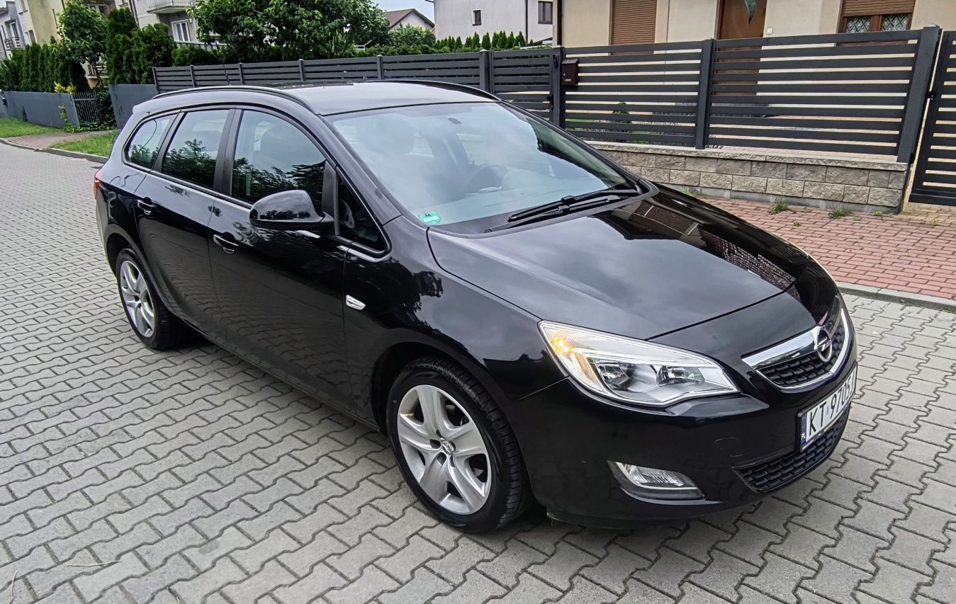 Opel Astra J 1.4T