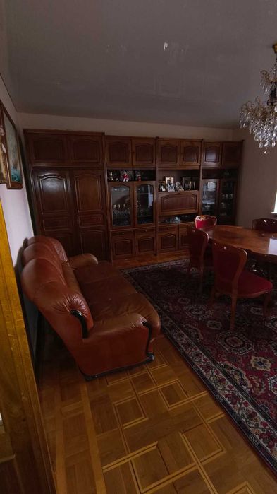 Продам 3 кім.квартиру у  Центрі  68000$