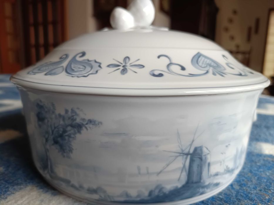 Serviço de Jantar 72 peças em porcelana Vista Alegre