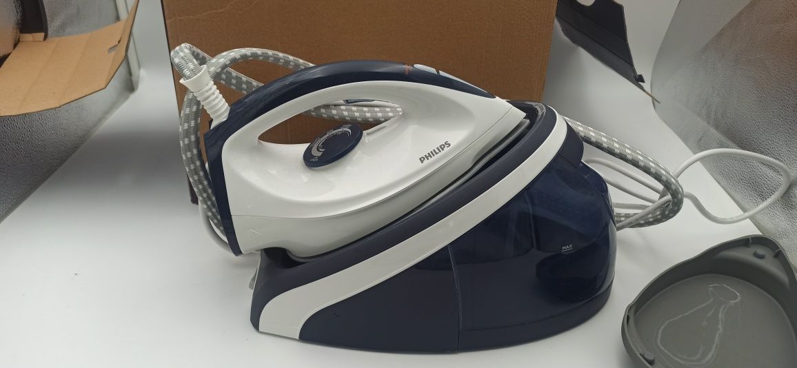 Stacja parowa żelazko parowe Philips hi5918