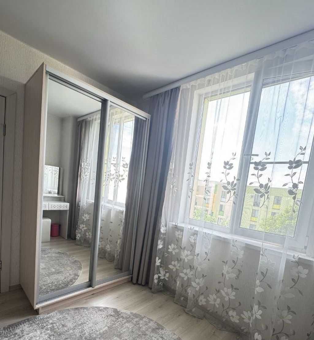 здається 1 кімнатна квартира за 8000₴ в місяць, вул. Надії Алексєєнко