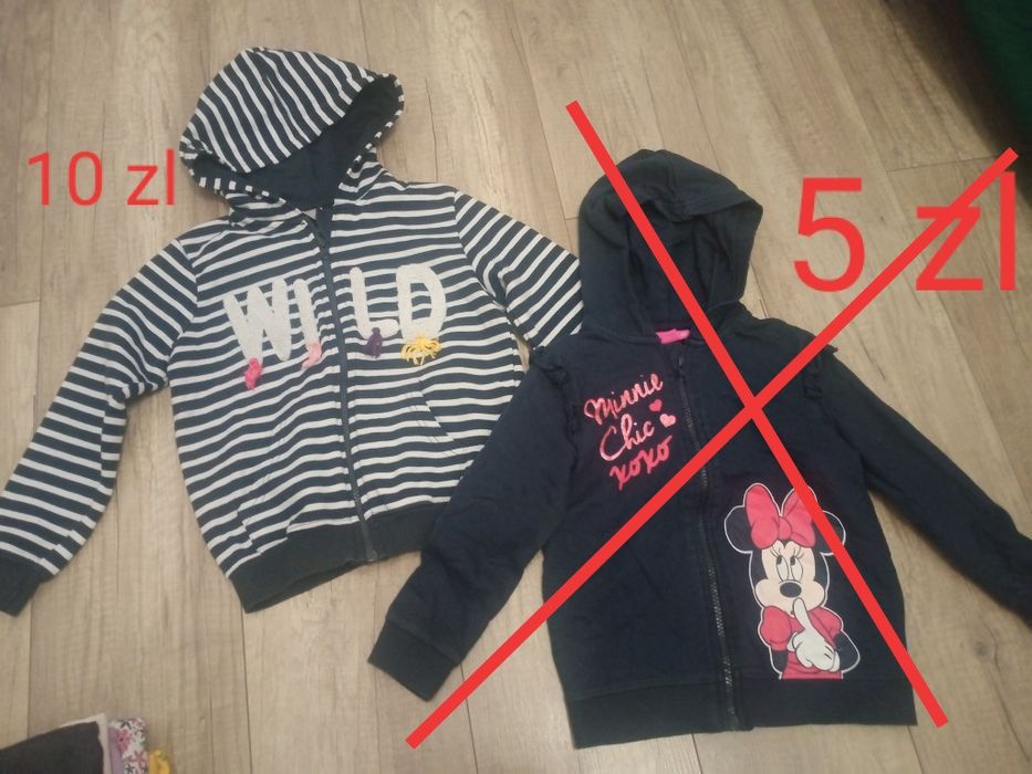 Bluzy/Sweterki dla dziewczynki r.122