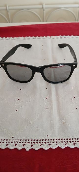 Oculos espelhados EDP, novos
