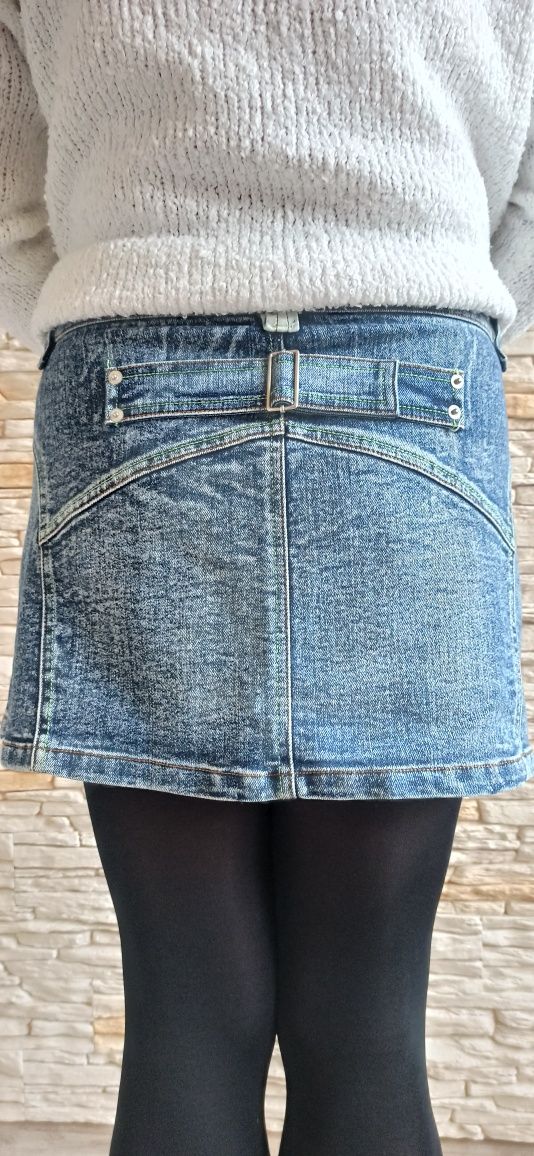Spódnica spódniczka mini jeans dżinsowa ozdobne kieszonki. Stan idealn