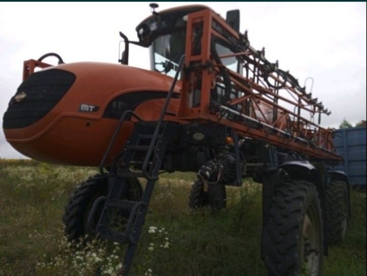KUHN PARRUDA  MT 3030 самохідний оприскувач