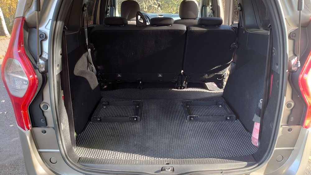 Dacia Lodgy 2012 • 7 місць • ГБО 4 покоління