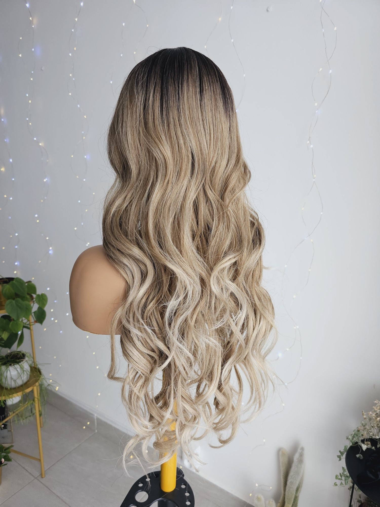 Długa peruka fale loki blond 3D sombre lace front Sylwia