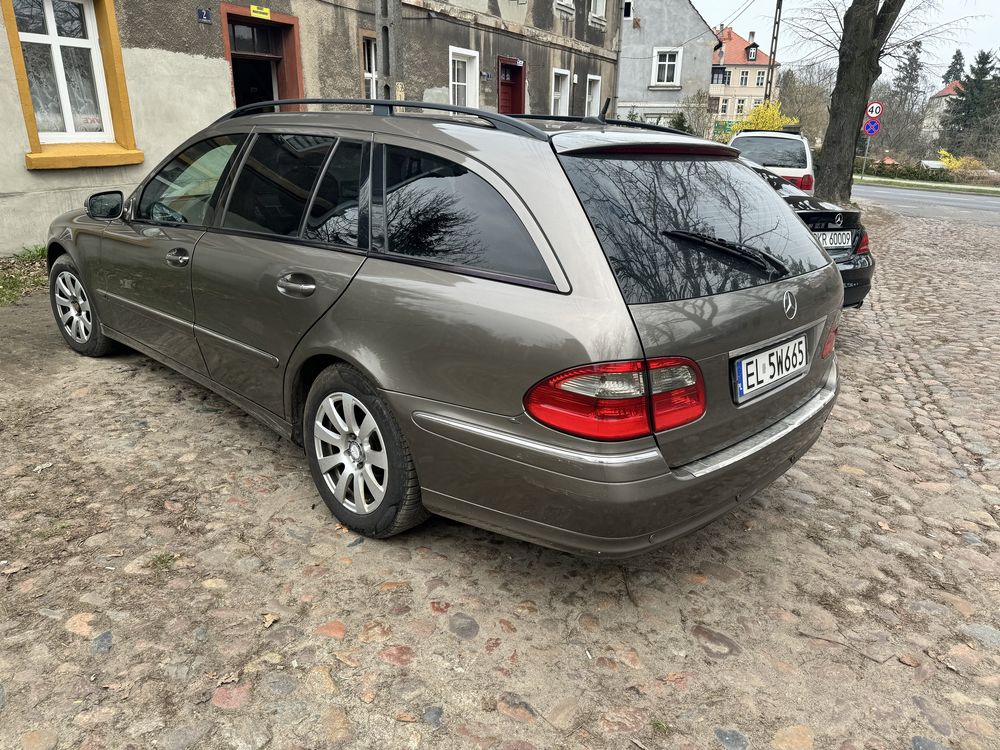 2009r 7 osobowy automat mercedes E220