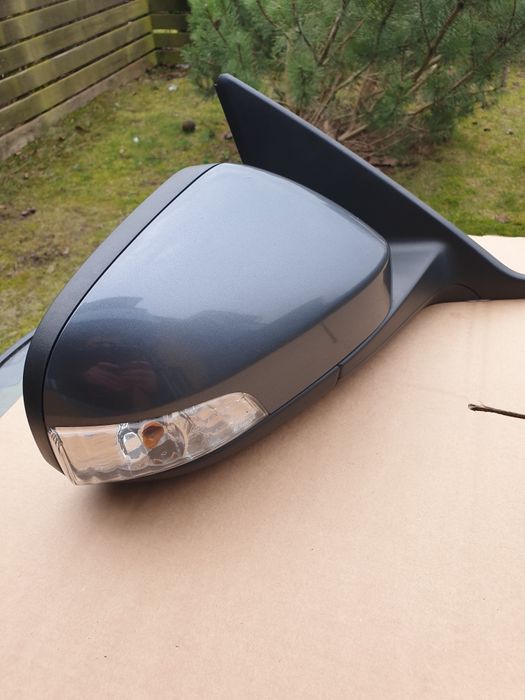lusterko prawe volvo V50 S40 2008  rok 6 pin kolor 455