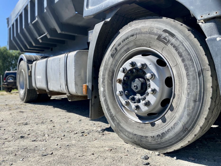 Надійність і сила в одному авто — самосвал самоскид Iveco Stralis 2006