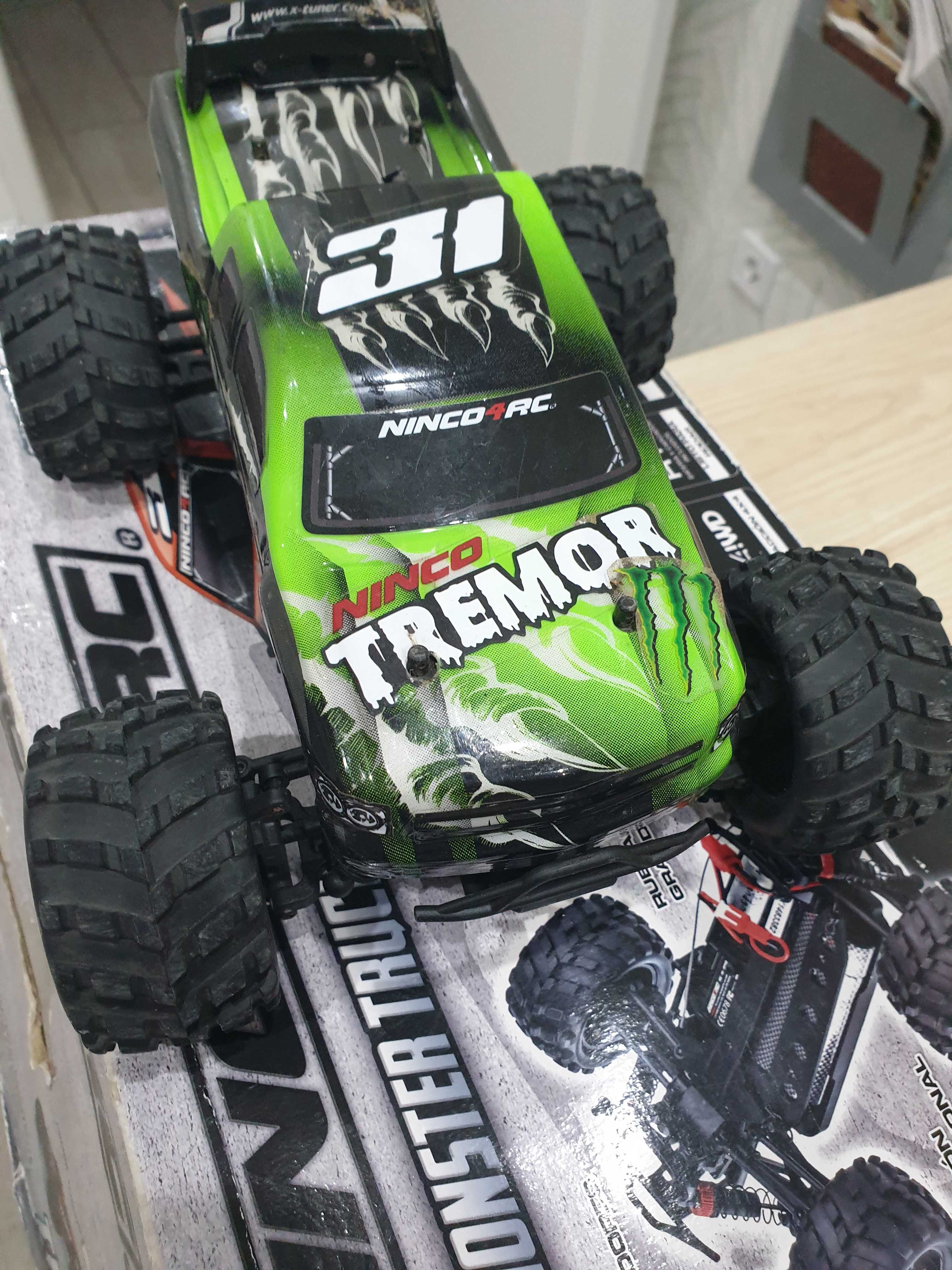 Carro telecomandado NINCO Tremor 1/16