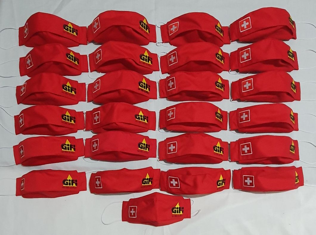 Máscaras personalizadas bordadas