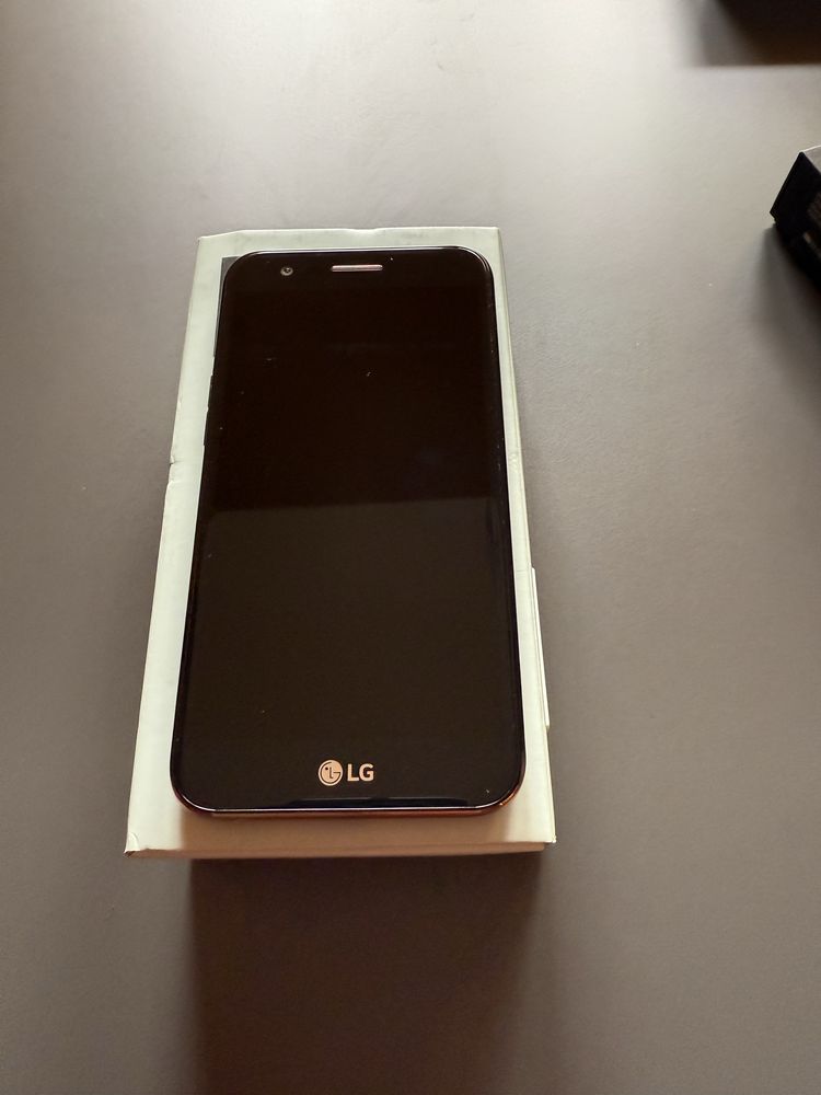 Tel LG K10 Dual w dobrym stanie