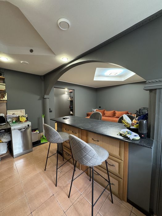 Продаж 2 кімнатної квартири по вул.Глинянський Тракт з ремонтом