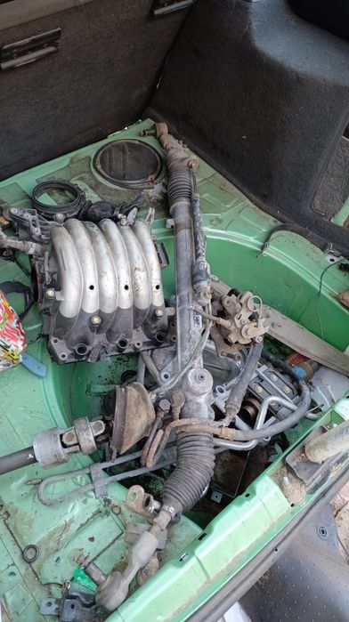 Запчасти на Ауди А4 В5 Кватро универсал б/у