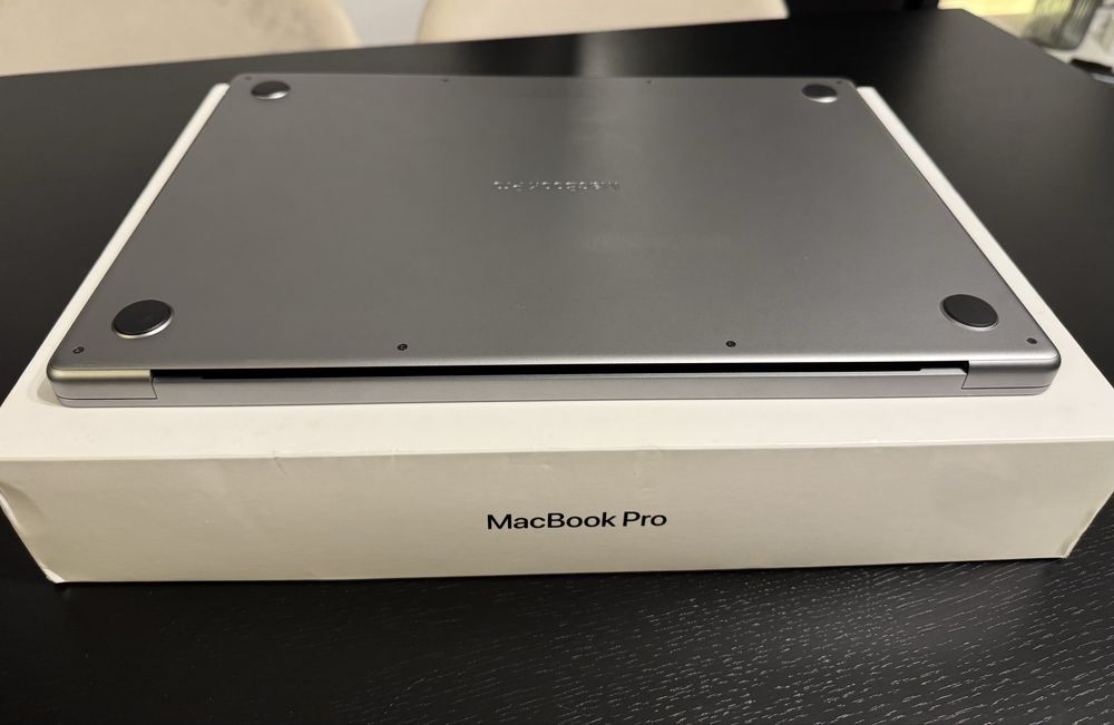 MacBook Pro 16” M1 Pro – 32GB RAM / 500GB SSD - Impecável