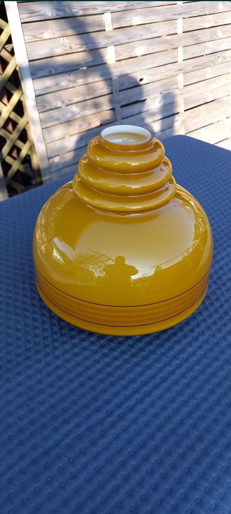 Klosz lampa żyrandol wisząca kolor bursztynowy lata PRL u P