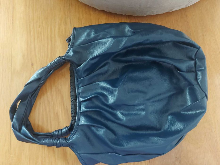 Mala de ombro, azul, Details- 7,5 euros