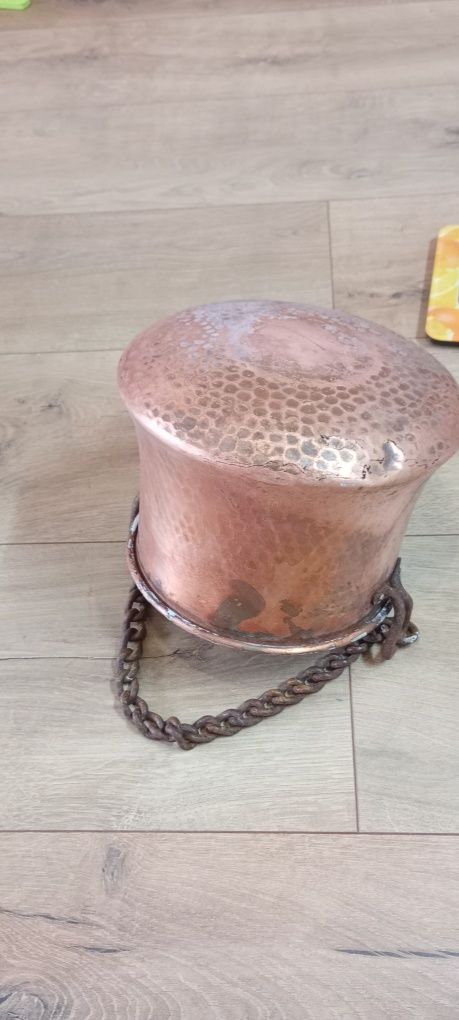 Ręcznie robiony garnek miedziany. Waga produktu