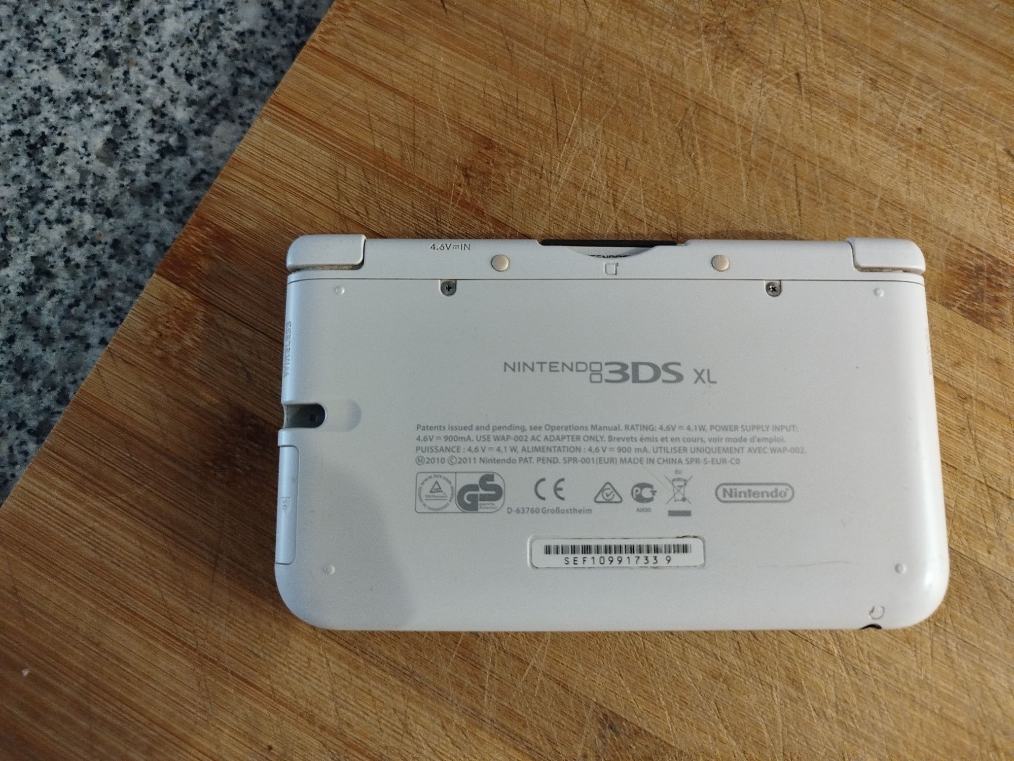 Nintendo 3 DS XL com 2 jogos e sem carregador